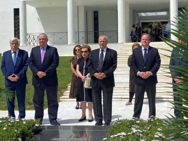 Κ. Καραμανλής: "Οικογένεια και συνεργάτες του Κωνσταντίνου Καραμανλή, τιμήσαμε τη μνήμη του"
