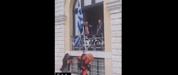 Κέρκυρα: Σοκαριστικό ατύχημα για δύο νεαρές κοπέλες- Έπεσε στο κεφάλι τους στάμνα (video)
