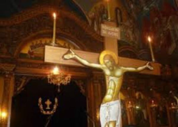 Αγία και Μεγάλη Πέμπτη: “Σήμερον κρεμάται επι ξύλου…”