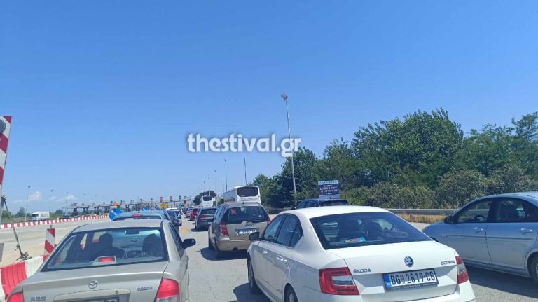 Θεσσαλονίκη: Με καθυστερήσεις η επιστροφή των εκδρομέων – Μποτιλιάρισμα στα Μάλγαρα