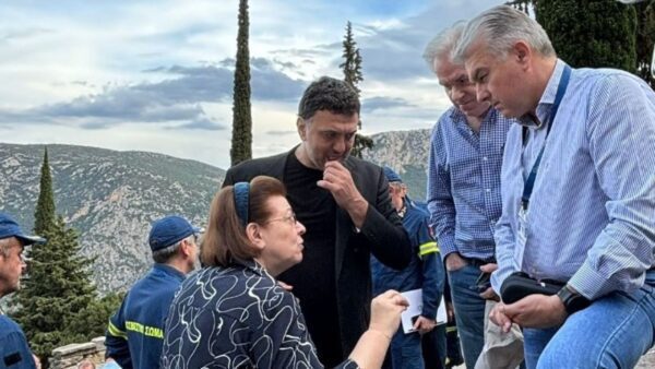 Άσκηση ετοιμότητας για την αντιμετώπιση πυρκαγιάς στους Δελφούς