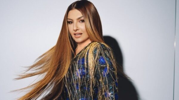 Eurovision 2024: Η εκρηκτική εμφάνιση της Έλενας Παπαρίζου, δια χειρός Βρεττού Βρεττάκου