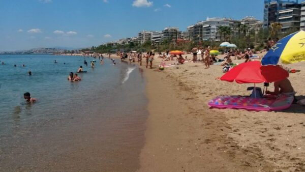 Καιρός αύριο: Άνοδος της θερμοκρασίας και τοπικές βροχές