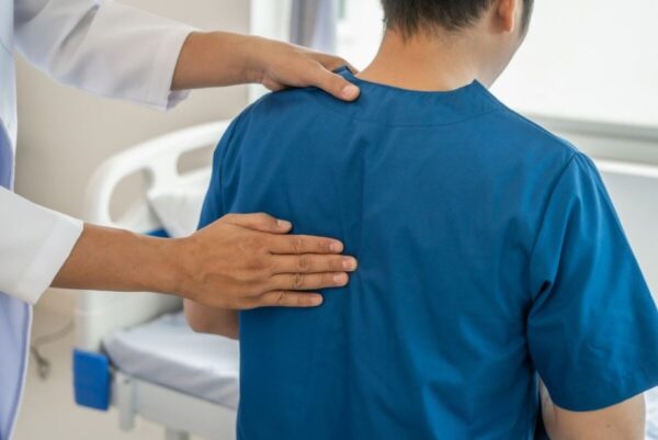 Ρευματοπαθείς: Διακήρυξη για την προστασία από τις επιπτώσεις των μυοσκελετικών παθήσεων