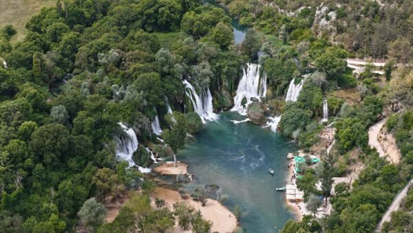 Καταρράκτες Κράβιτσα: Ο επίγειος παράδεισος της Βοσνίας