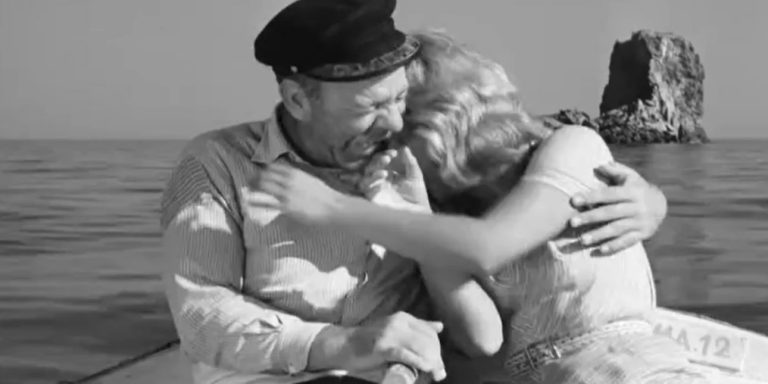 Γιορτή του Πατέρα: Το τρυφερό βίντεο της Finos Film – “Μπαμπάκα μου να σε φιλήσω!”
