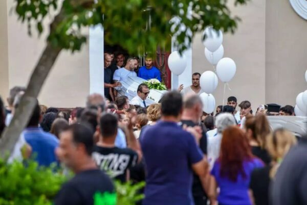 Ηλεία: «Δεν είχα δει ποτέ τη Βασιλική να μην χαμογελάει» συγκινεί ο δάσκαλος της 11χρονης
