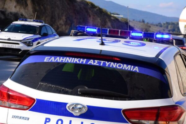 Συνελήφθη 49χρονος στο Ίλιον με 12.448 λαθραία καπνικά προϊόντα