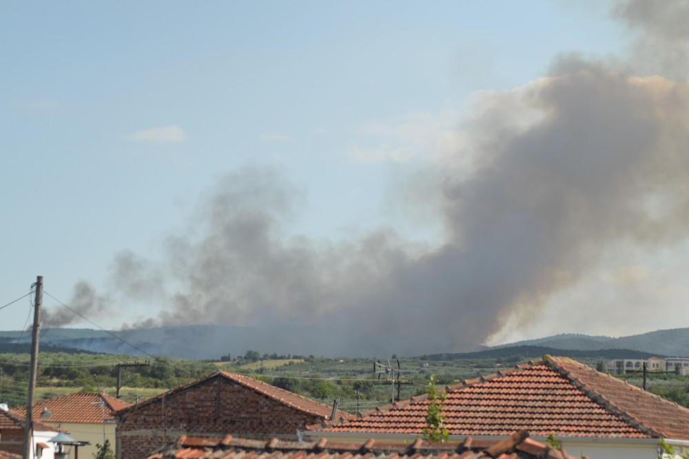 Μεγάλη φωτιά στις Σέρρες: Ενισχύθηκαν οι δυνάμεις στη Νιγρίτα – Μεγάλη κινητοποίηση της Πυροσβεστικής