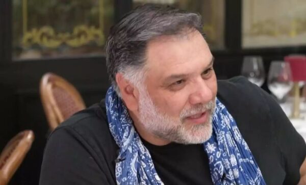Γρηγόρης Αρναούτογλου για Ελένη Μενεγάκη: «Είμαι βαθιά πληγωμένος από τη συμπεριφορά της»