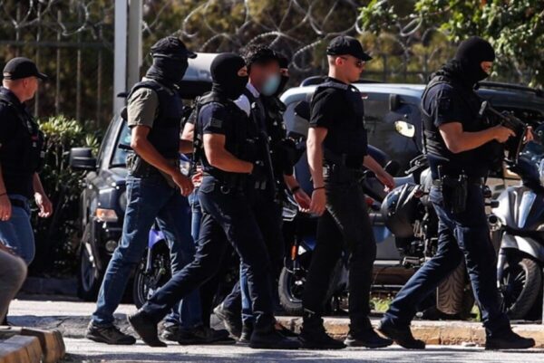 Δολοφονία τοπογράφου στο Ψυχικό: Προφυλακίστηκε ο 44χρονος και οδηγείται στις φυλακές