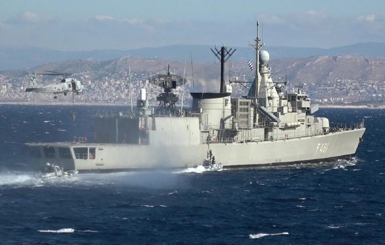 Η φρεγάτα «Ψαρά» προστάτευσε εμπορικό πλοίο στην Ερυθρά Θάλασσα – Κατέρριψε δύο drone των Χούθι