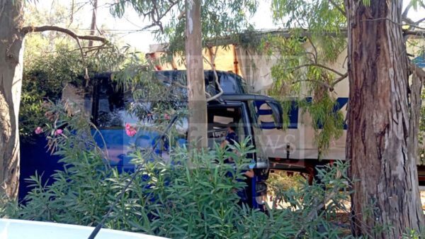 Τραγωδία στην Κέρκυρα: Ένας νεκρός και δύο τραυματίες από τη σύγκρουση τουριστικού λεωφορείου με φορτηγό
