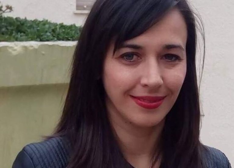 Σύζυγος Επαγγελματία Οπλίτη η 44χρονη που σκοτώθηκε από κλαδί πλατάνου