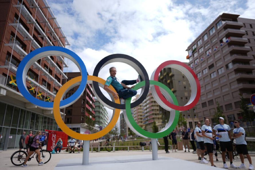 Ολυμπιακοί Αγώνες: Στον Σηκουάνα η φαντασμαγορική τελετή έναρξης – Για πρώτη φορά εκτός σταδίου το πολύωρο υπερθέαμα