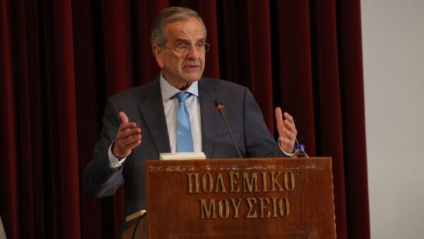 Αντ. Σαμαράς στην παρουσίαση βιβλίου του Μ. Κοττάκη: Κριτική στην πορεία της ΕΕ αλλά και στην κυβέρνηση