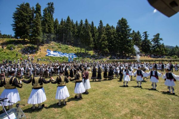 Ολοκληρώθηκε το 42ο Πανελλήνιο Αντάμωμα Συλλόγων Σαρακατσαναίων στα Περτουλιώτικα λιβάδια