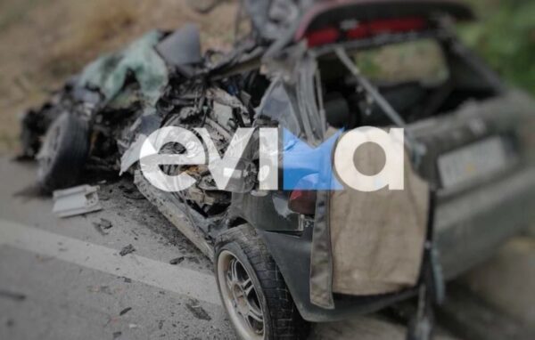 Θανατηφόρο τροχαίο στην Εύβοια: Αυτοκίνητο συγκρούστηκε με φορτηγό – Νεκροί δύο νεαροί 20 και 22 ετών