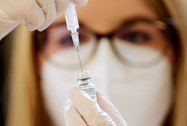 Άρχισαν οι πρώτες δοκιμές εμβολίου mRNA κατά του καρκίνου του πνεύμονα σε 7 χώρες