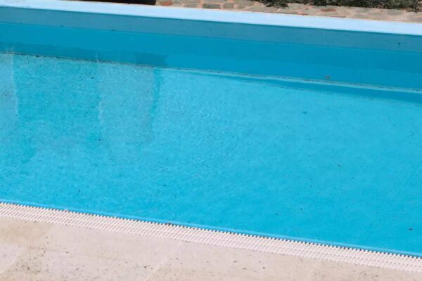 Πνιγμός 8χρονης στη Χαλκιδική: «Δεν είδα κανέναν μέσα στην πισίνα και κλείδωσα» είπε η ναυαγοσώστρια
