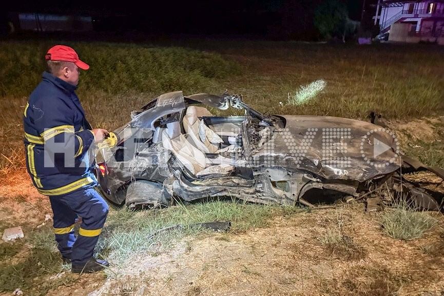 Πύργος: Έπεσε σε κολώνα με αυτοκίνητο 600 ίππων, εκσφενδονίστηκε και διαμελίστηκε