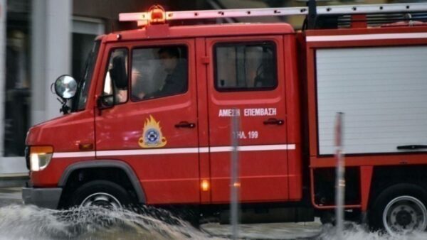55 κλήσεις έλαβε η Πυροσβεστική λόγω των έντονων καιρικών φαινομένων στη Θεσσαλία