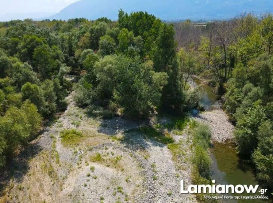  Φθιώτιδα : “Στέγνωσαν” ο Σπερχειός και οι παραπόταμοι από την ξηρασία – Δείτε φωτογραφίες και βίντεο 