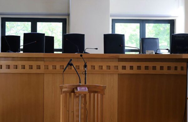 Ξεκίνησε στο Στρατοδικείο η δίκη για τη δολοφονία του 25χρονου οικιακού βοηθού από τη Σρι Λάνκα