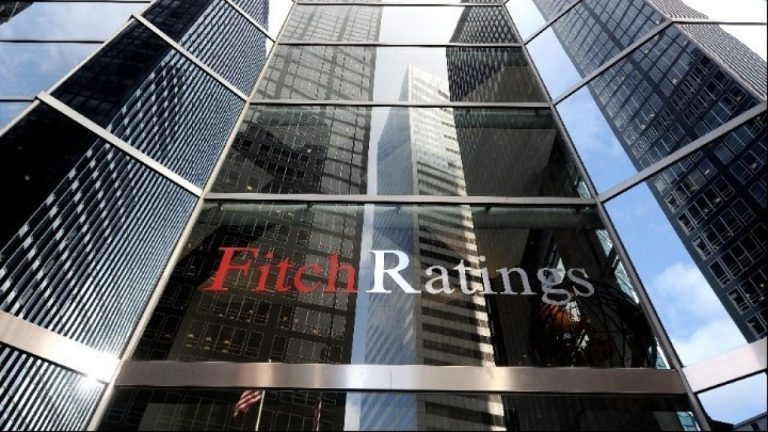 Ο οίκος Fitch αναβάθμισε τις τέσσερις συστημικές ελληνικές τράπεζες