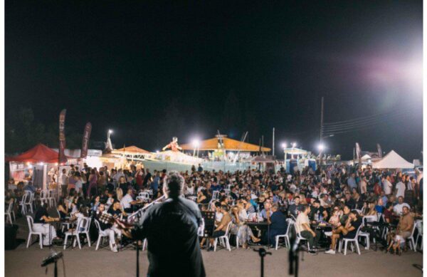 Φεστιβάλ Καντίνας: Μια γιορτή γεύσης και μουσικής στη Νέα Μπάφρα