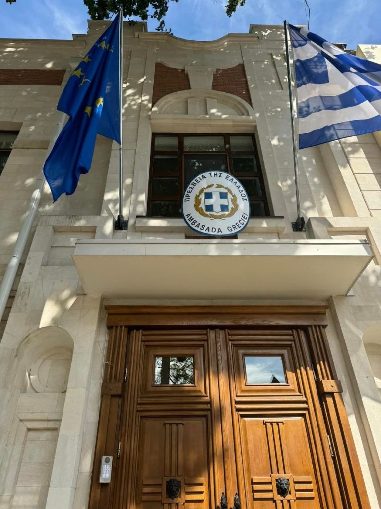 Επίσκεψη του επίτιμου Προξένου Γ.Παλάζη στην Ελληνική Πρεσβεία της Μολδαβίας