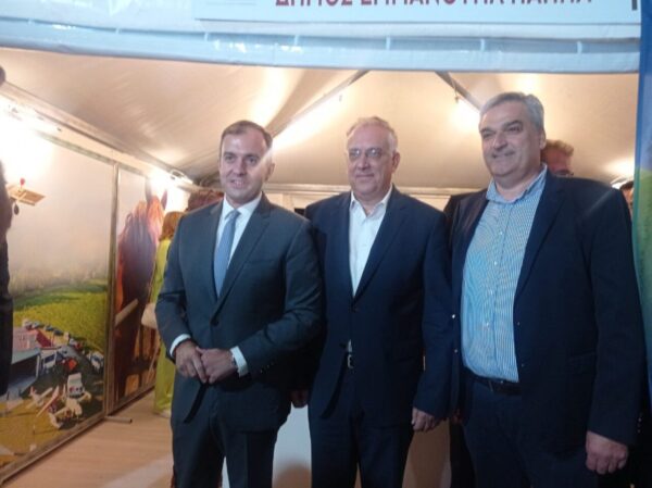 Στο περίπτερο του Δ.Εμμανουήλ Παππά στη Serexpo ο Υπουργός Ανάπτυξης Τάκης Θεοδωρικάκος