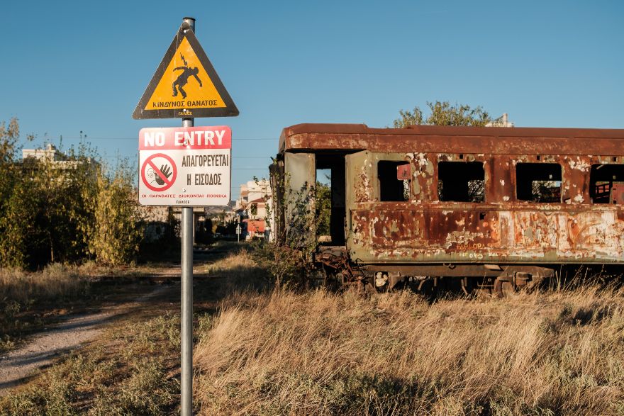 Θεσσαλονίκη: Οι κρυφές ιστορίες των 2.000 εγκαταλελειμμένων βαγονιών - Δείτε φωτογραφίες