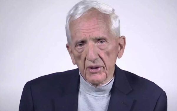 «Dr. Campbell»: Ταινία για τον πρωτοπόρο της φυτοφαγικής διατροφής από τον οσκαρικό Ντέιβιντ Γουόρντ
