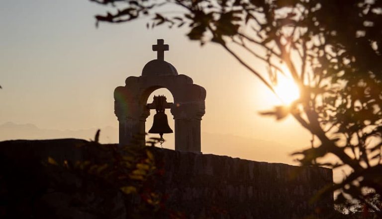 Εορτολόγιο: Ποιοι γιορτάζουν στις 17 Οκτωβρίου