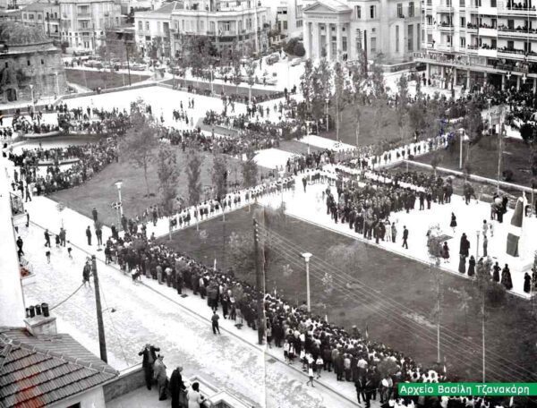 Εμμανουήλ Παπάς: Πότε εξαφανίστηκε η πρώτη προτομή στις Σέρρες – Πώς κατασκευάστηκε ο ανδριάντας