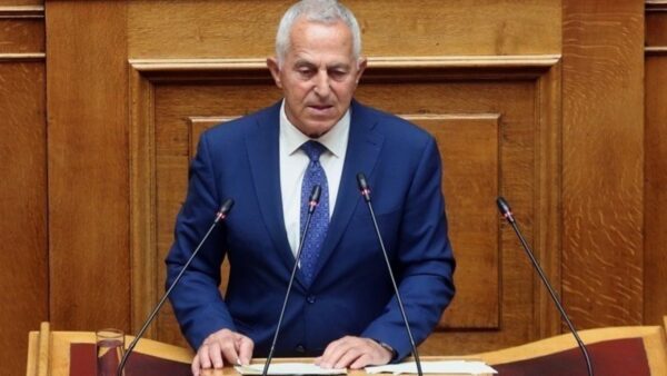 Ανεξαρτητοποιήθηκε ο Ευάγγελος Αποστολάκης-ΣΥΡΙΖΑ: Ντροπιαστική αποστασία