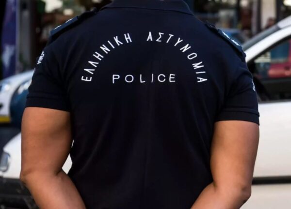 Θεσσαλονίκη: Συνελήφθη αστυνομικός για διακεκριμένη περίπτωση διακίνησης ναρκωτικών – Κατείχε 164 γραμ. κοκαΐνης