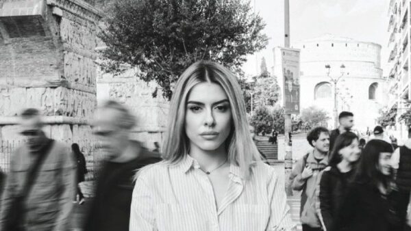 Θεσσαλονίκη: Αυτοκόλλητα σε 50 καταστήματα θα δείχνουν ότι προσφέρουν καταφύγιο σε θύματα έμφυλης βίας