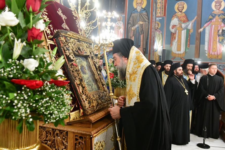 Υποδοχή της ιεράς εικόνας Παναγίας «Χοζοβιωτίσσης» στις Σέρρες- φωτογραφίες