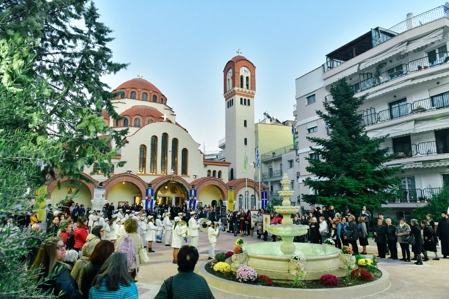 Υποδοχή της ιεράς εικόνας Παναγίας «Χοζοβιωτίσσης» στις Σέρρες- φωτογραφίες