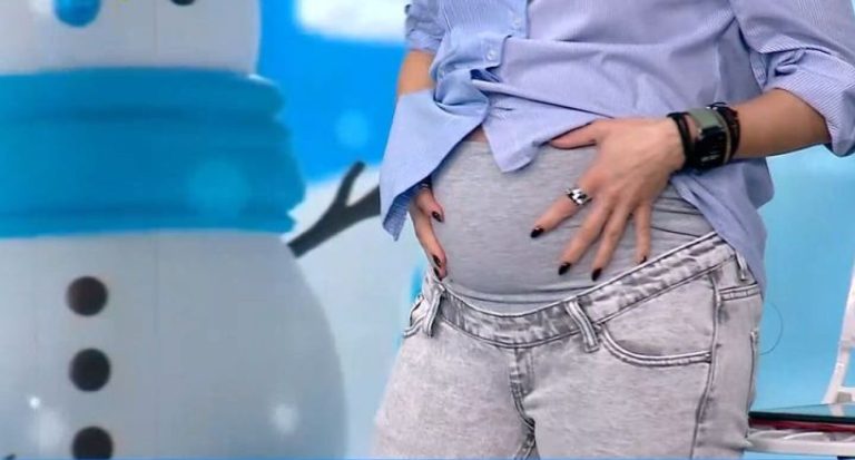 Ανθή Βούλγαρη: «Δεν μου κάνουν τα ρούχα» - video