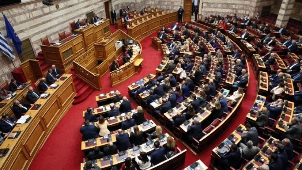 βουλή(ΑΠΕ-ΜΠΕ/Αλέξανδρος Μπελτές) Συνεχίζεται για 3η ημέρα η συζήτηση για τον προϋπολογισμό 2025