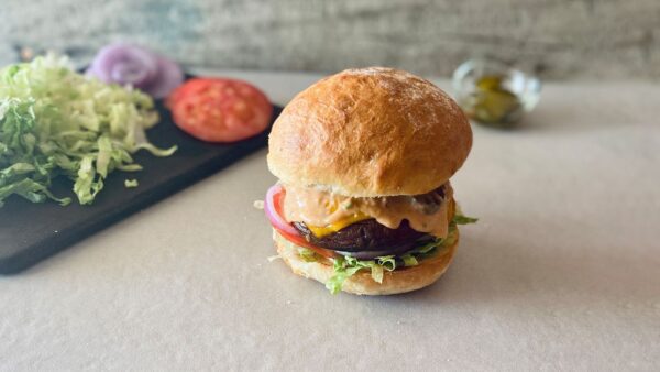 Φτιάξε vegan burger που δεν έχει να ζηλέψει τίποτα από ένα συμβατικό