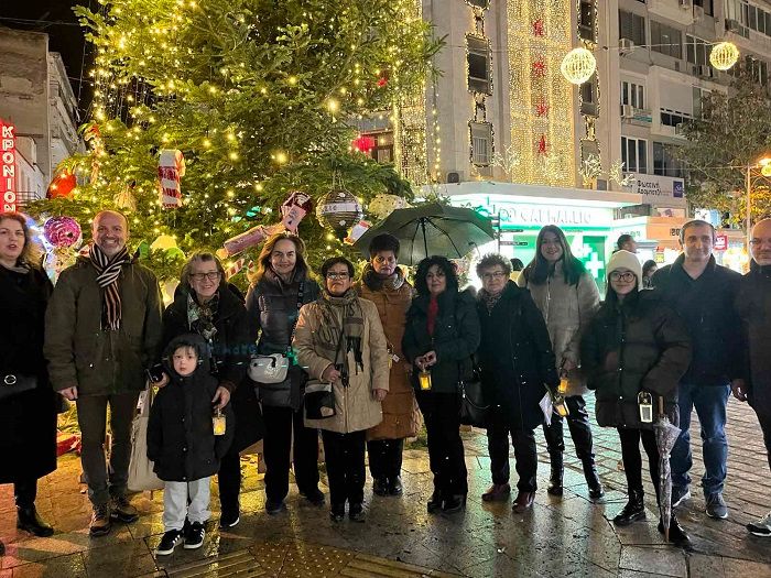 Πολιτεία των Ευχών: Παραδοσιακά κάλαντα και χριστουγεννιάτικες μελωδίες από τα μέλη των Πολιτιστικών Συλλόγων