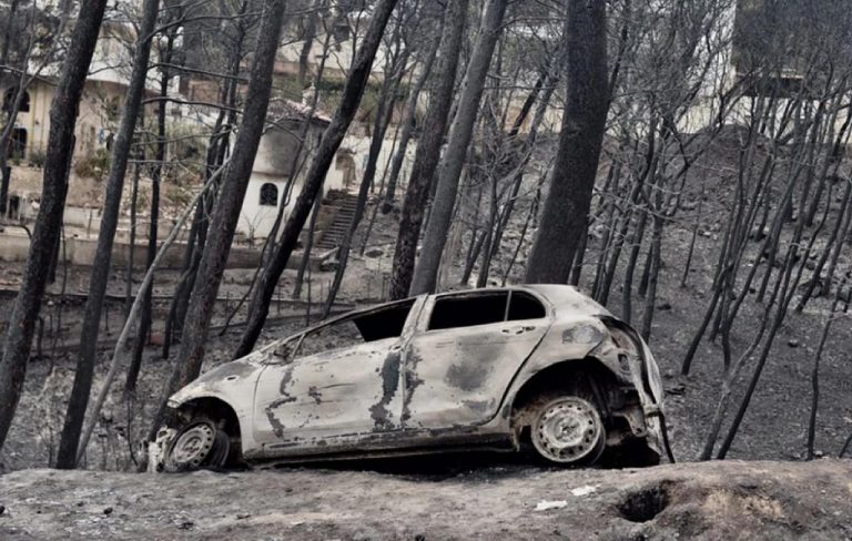 Υποχρεωτική η ασφάλιση αυτοκινήτων για πλημμύρα και φωτιά – Όλα όσα πρέπει να γνωρίζετε