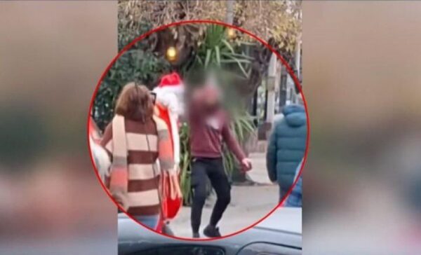 Χαλάνδρι: Για το Σάββατο αναβλήθηκε η δίκη του αστυνομικού που επιτέθηκε στον εθελοντή Άγιο Βασίλη