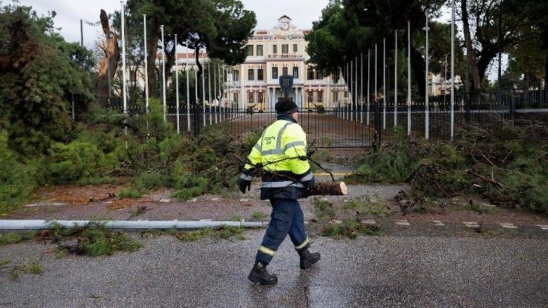 Σύσκεψη στη Χαλκιδική για τις ζημιές από τα έντονα καιρικά φαινόμενα