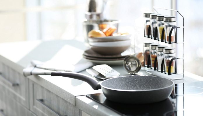 Αντικολλητικό τηγάνι: Tips για να το προστατεύσετε και να παρατείνετε τον χρόνο ζωής του