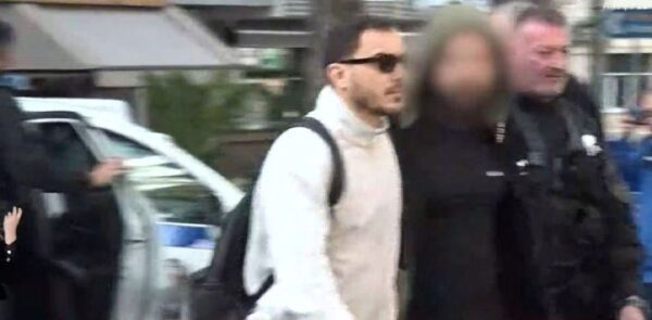 «Τα γυρίζουν» τα αδέρφια στην Εύβοια για την πατροκτονία: Κατηγορούν τον γαμπρό – «Ομολογήσαμε έγκλημα που δεν διαπράξαμε»